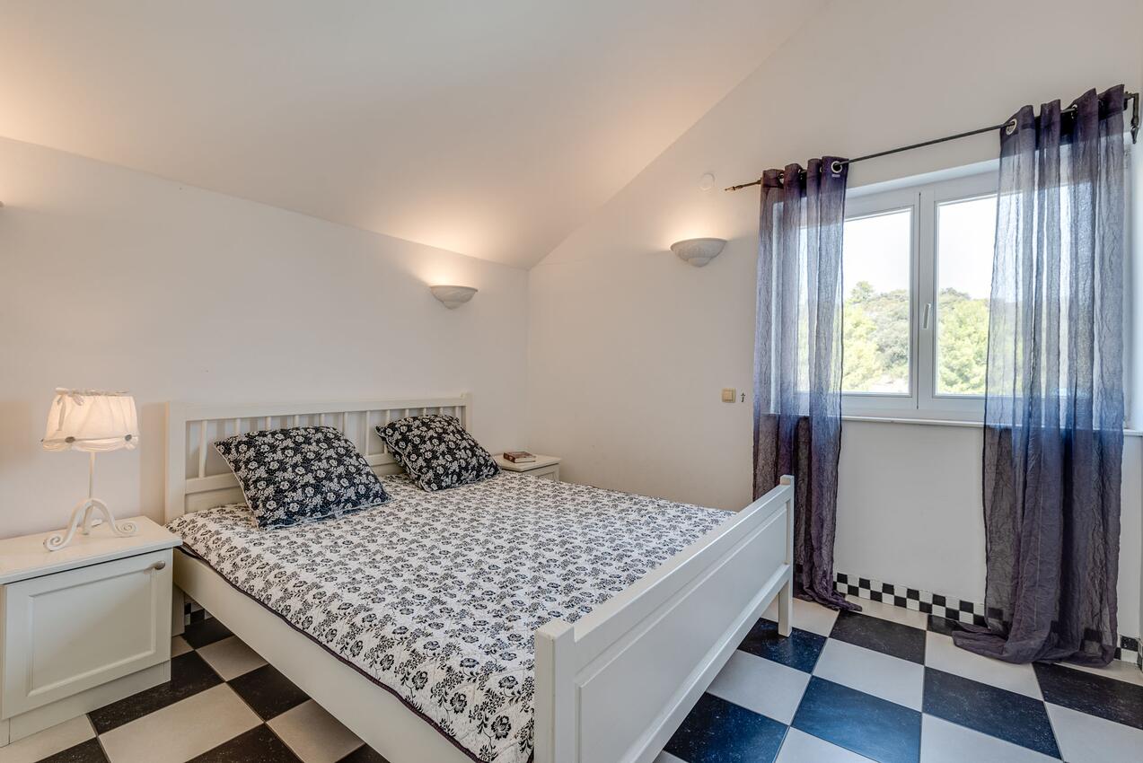 Casa con piscina accanto al mare Pasadur, Lagosta - Lastovo - 15847