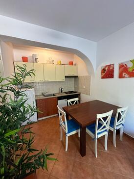 Apartments with parking space Mali Lošinj, Lošinj - 15858