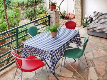 Dvoupokojový apartmán Rogoznica (A-15876-b(