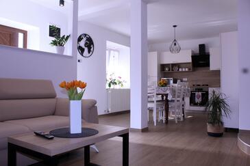 Family-friendly apartments with swimming pool Čepić, Central Istria - Središnja Istra - 15878