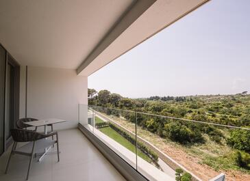 Apartmaji z bazenom za družine z otroci Novalja, Pag - 15882