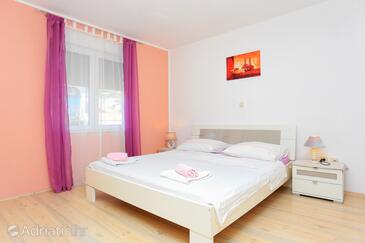 Apartmanok parkolóhellyel Kastel Kambelovac, Kastela - 15885