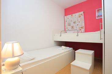 Apartmanok parkolóhellyel Kastel Kambelovac, Kastela - 15885