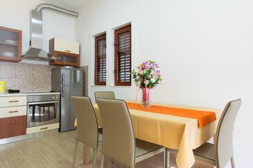 Apartmani uz more Kaštel Stari, Kaštela - 15894