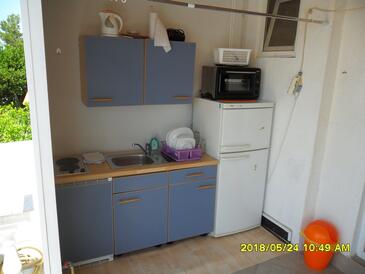 Apartmány s terasou Tisno, Severní Dalmácie