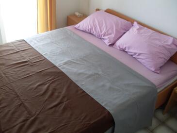 Apartmány s terasou Tisno, Severní Dalmácie