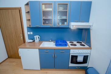 Apartments with parking space Mundanije, Rab - 15900