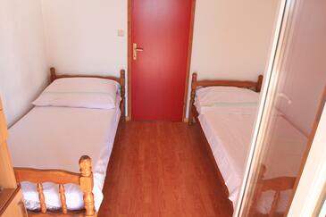 Apartments with parking space Rtina - Stošići, Zadar - 15921