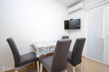Apartmani s parkingom Vrsi, Zadar - 15944