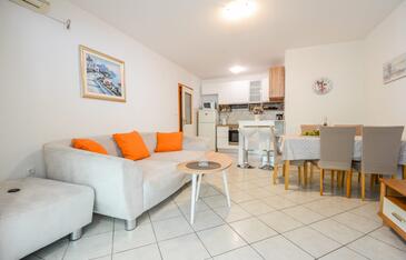 Dwupokojowy apartament Zadar (A-15945-a)