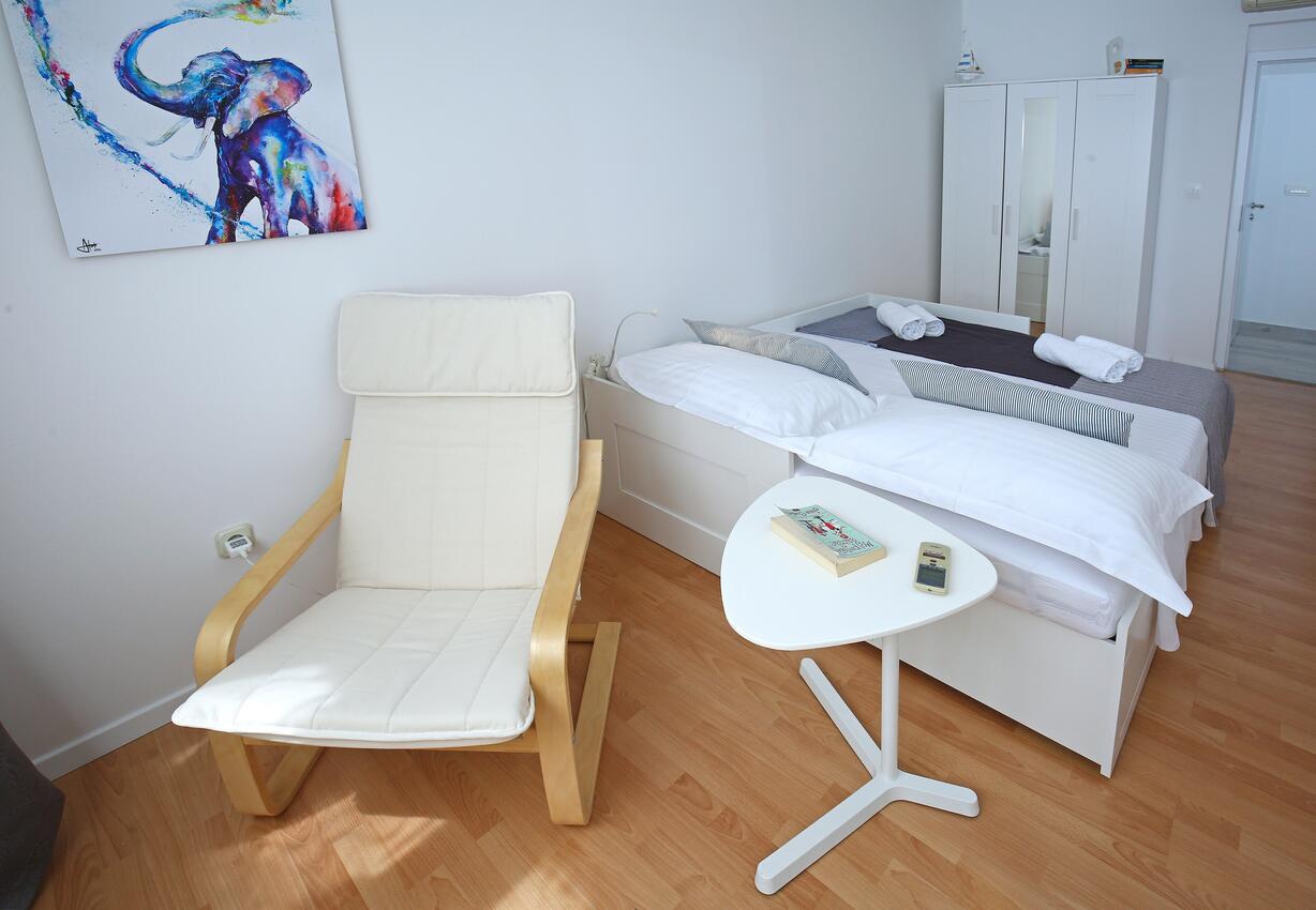 Apartmani i sobe s internetom Split - 15953