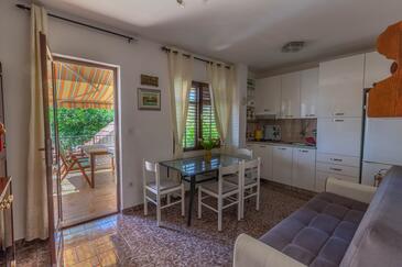 Dvoupokojový apartmán Podstrana, Split (A-15963-a(