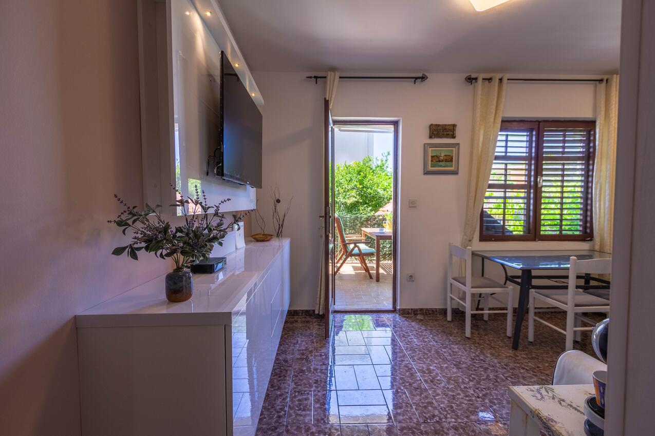 A-15963-a - Alloggi privati - Appartamenti accanto al mare Podstrana, Spalato - Split