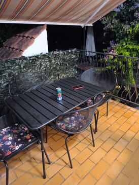 Ferienwohnungen am Meer Podstrana, Split - 15963