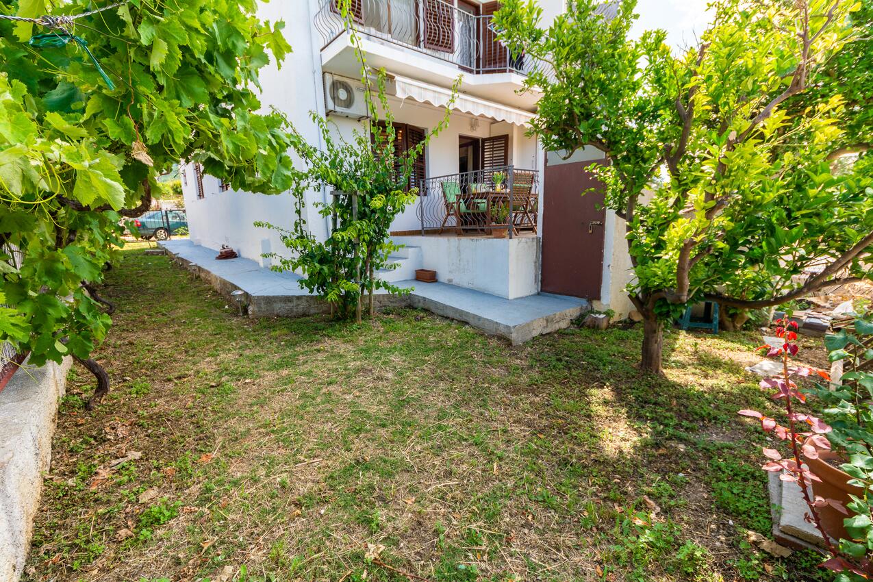 Giardino - Appartamenti accanto al mare Podstrana, Spalato - Split
