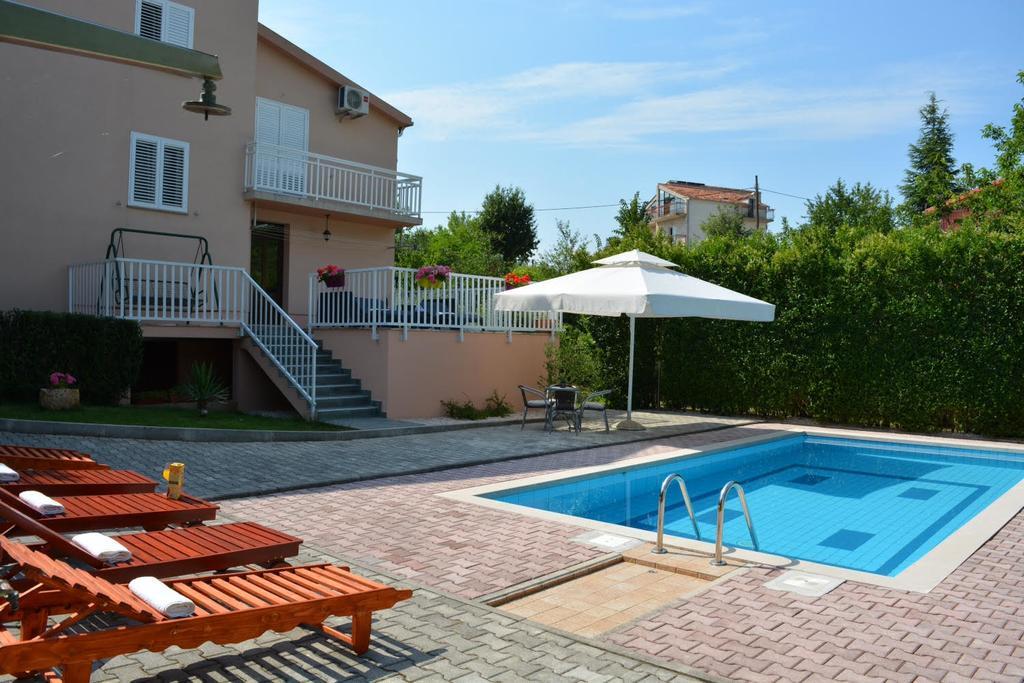 Giardino - Casa con piscina per famiglia Grubine, Morlacca - Zagora