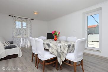 Apartments by the sea Supetarska Draga - Donja, Rab - 15997
