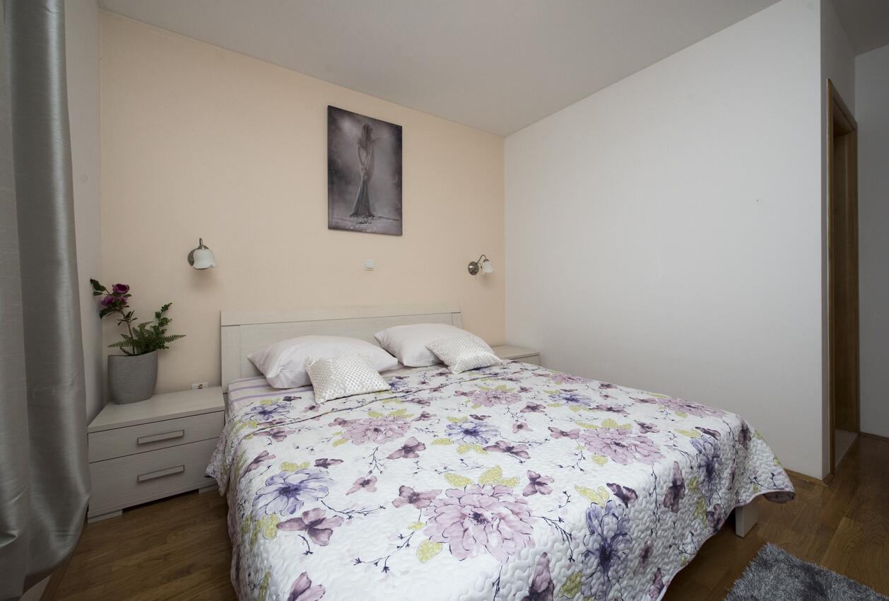 Rodinné apartmány s bazénem Klis, Split - 16005