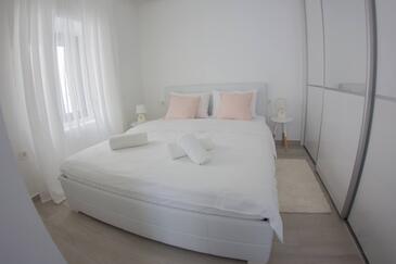 Ferienwohnungen am Meer Gradac, Makarska - 16039