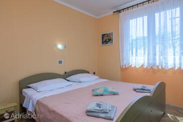 Appartamenti con parcheggio Pola - Pula - 16053