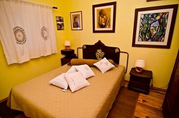 Apartments by the sea Blace, Neretva Delta - Ušće Neretve - 16068