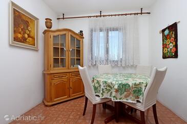 Apartments with parking space Banjol, Rab - 16082