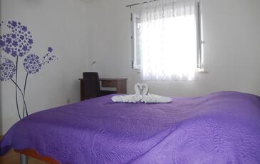 Apartmani uz more Postira, Brač - 16092