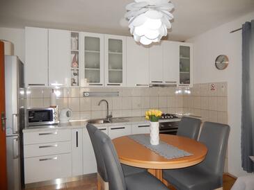 Apartmani uz more Postira, Brač - 16092