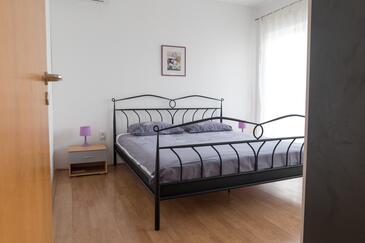 Apartmanok a tenger mellett Arbanija, Ciovo - 16117