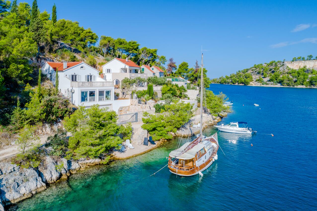 Ferienwohnungen am Meer Bobovisca na Moru, Brac - 16118