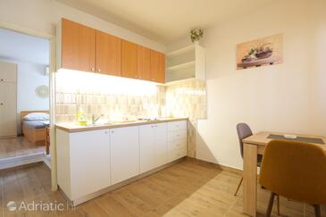 Apartments by the sea Slatine, Čiovo - 16131