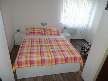 Apartments with parking space Bibinje, Zadar - 16155