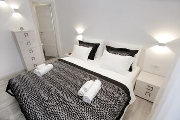 Rodinné apartmány s bazénem Kaštel Kambelovac, Kaštela - 16162