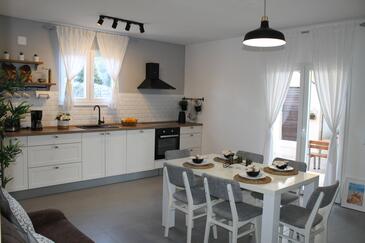 Apartmanok medencével Razanj, Rogoznica - 16182