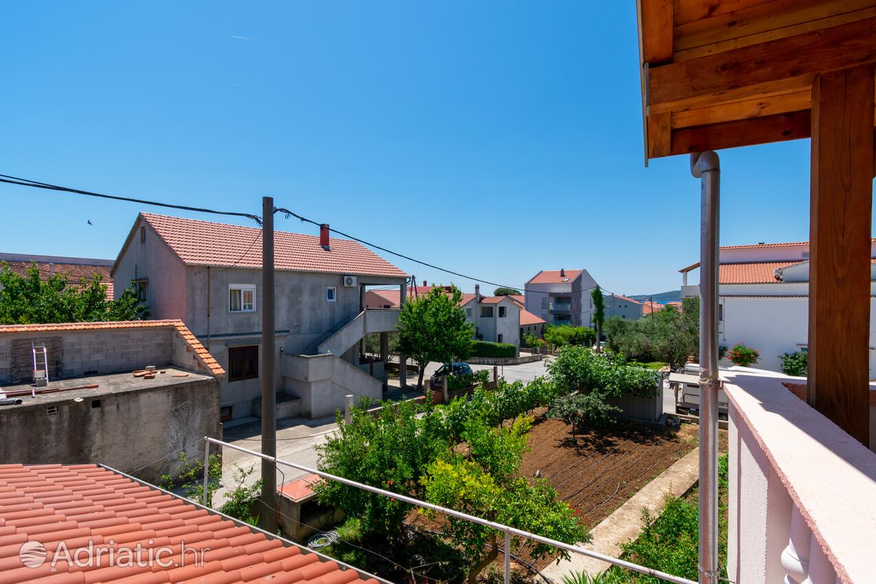 A-16188-a - Private accommodation - Apartments with a parking space Bibinje, Zadar