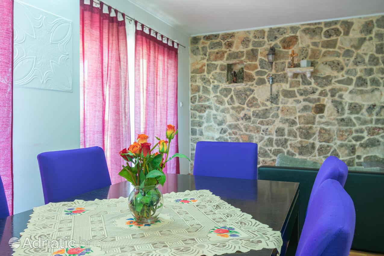 A-16188-a - Private accommodation - Apartments with a parking space Bibinje, Zadar