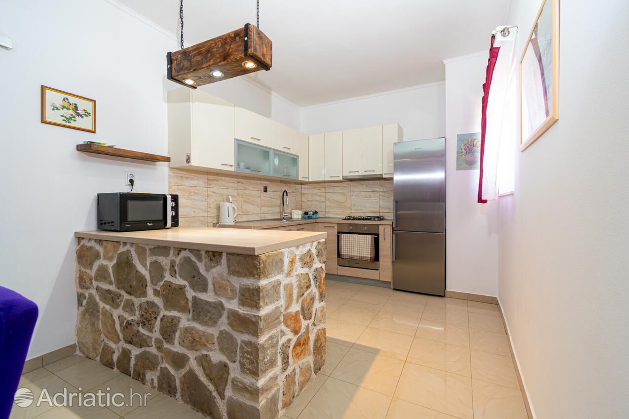 A-16188-a - Private accommodation - Apartments with a parking space Bibinje, Zadar