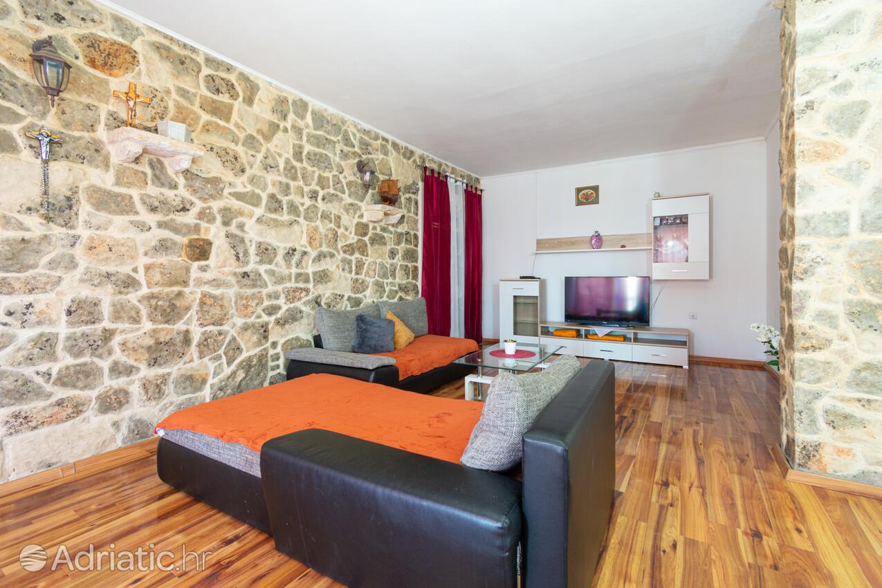 A-16188-a - Private accommodation - Apartments with a parking space Bibinje, Zadar