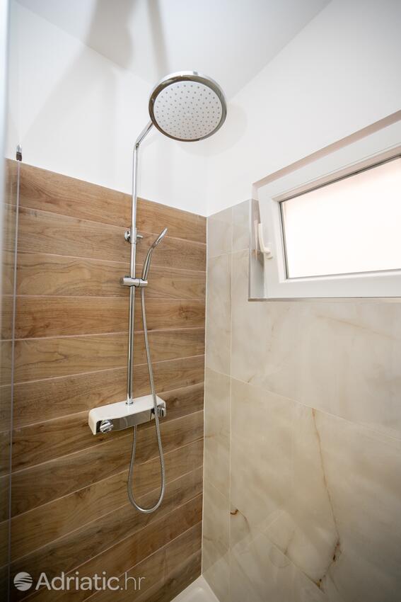AS-16188-a - Private accommodation - Apartments with a parking space Bibinje, Zadar