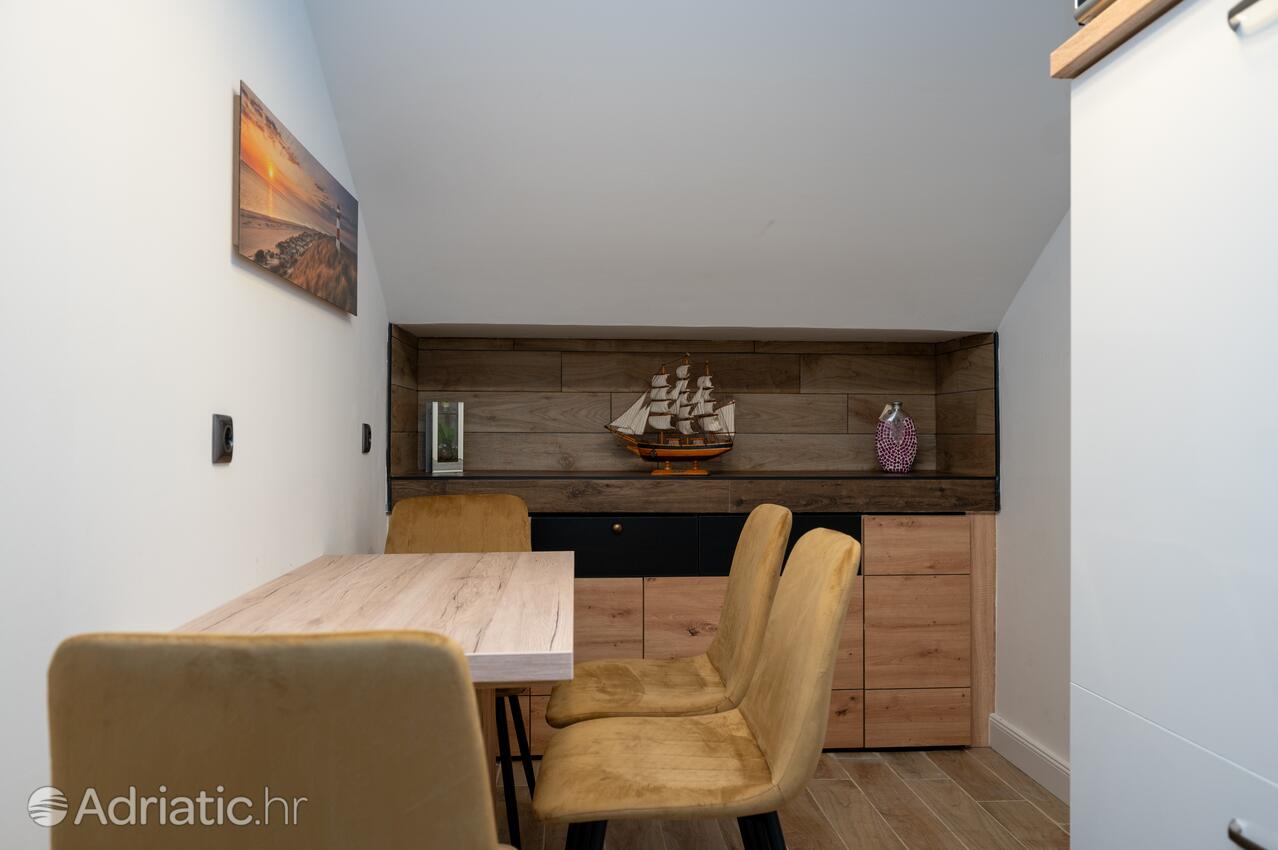 AS-16188-a - Private accommodation - Apartments with a parking space Bibinje, Zadar