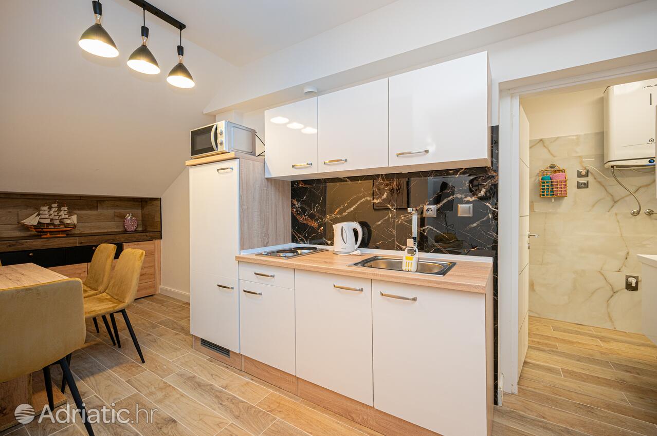 AS-16188-a - Private accommodation - Apartments with a parking space Bibinje, Zadar