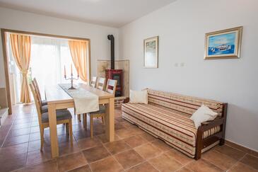 Apartments with swimming pool Sutivan, Brač - 16235