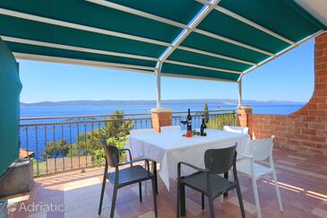Apartments with parking spaces Pisak, Omiš - 16239 Adriatic.hr