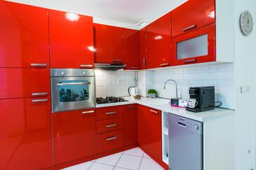 Apartments with parking space Zagreb - 16241