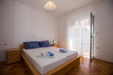 Apartamentos con parking Barbat, Rab - 16245
