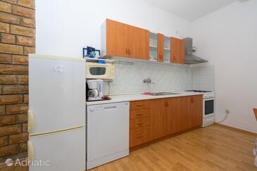 Ferienwohnungen am Meer Tkon, Pasman - 16275