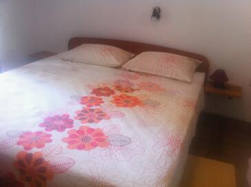 Apartments with balcony Stari Grad, Central Dalmatia