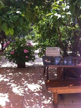 Apartments with balcony Stari Grad, Central Dalmatia