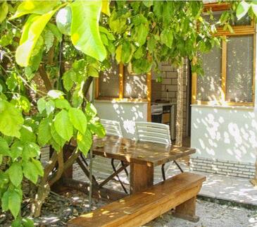 Apartments with balcony Stari Grad, Central Dalmatia