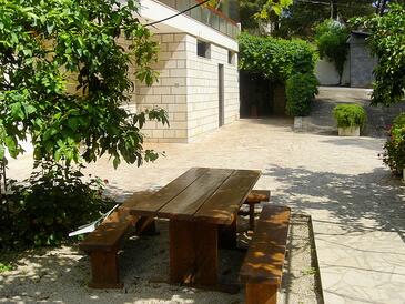 Apartments with balcony Stari Grad, Central Dalmatia